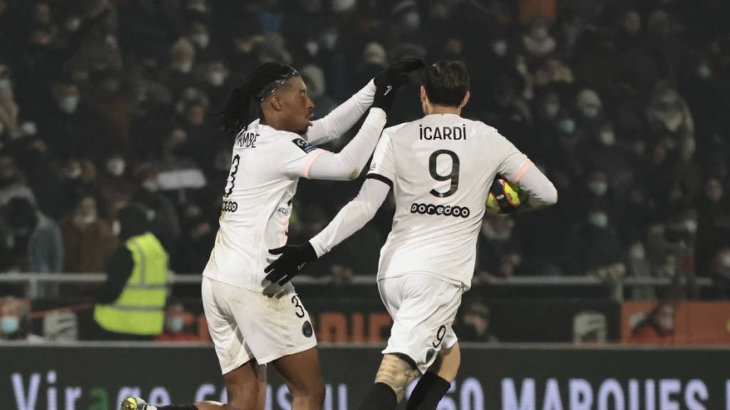 Nach Ramos' Platzverweis rettet Mauro Icardi den Parisern in der Nachspielzeit einen Punkt.