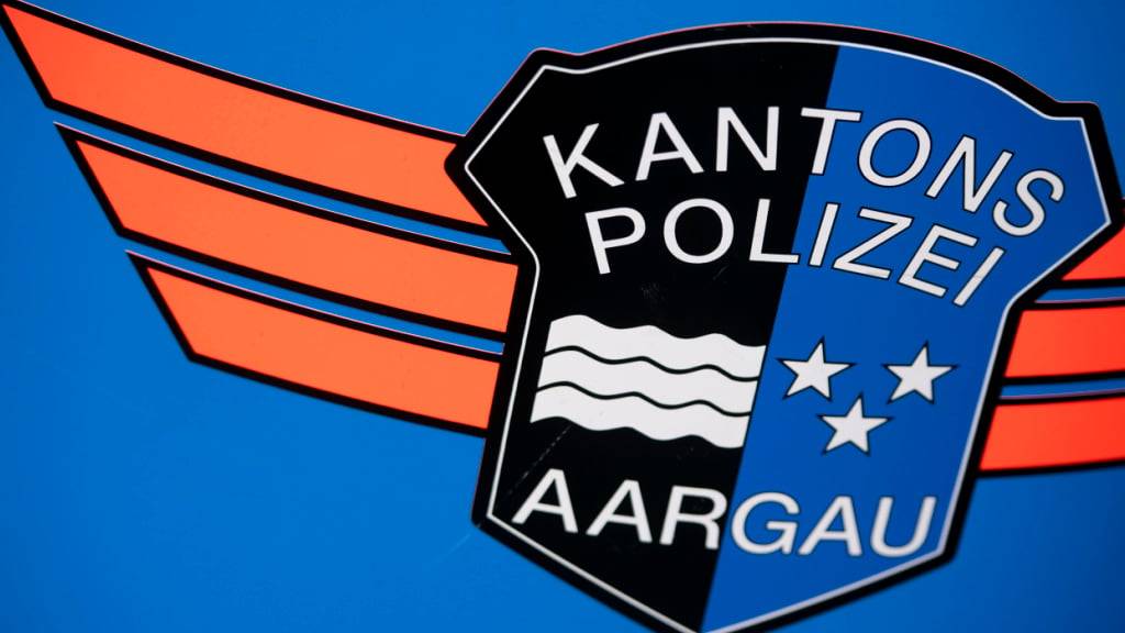 Die Kantonspolizei Aargau hat drei junge Sportwagendiebe festgenommen. (Symbolbild)