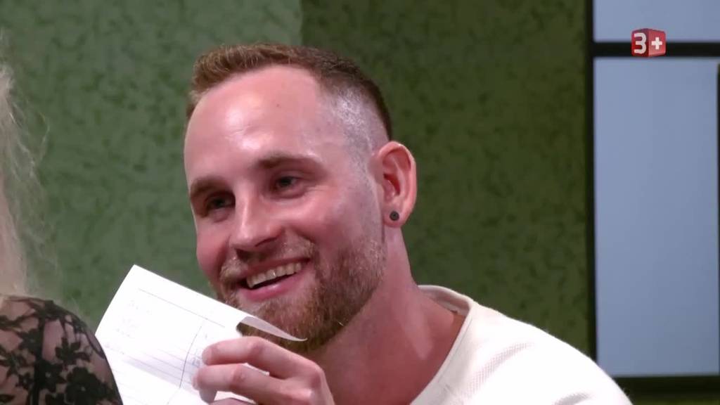 «69 erkläre ich dir draussen»: Manuel kommt beim Rechnungsbetrag auf schmutzige Gedanken