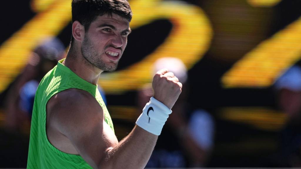 Carlos Alcaraz steht am Australian Open 2026 ohne Satzverlust in den Achtelfinals