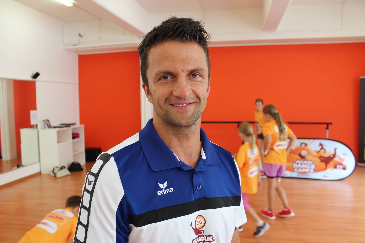 Sebastian ist Projektleiter beim Dance-Camp-Veranstalter MS Sports. (Bild: FM1Today/Laurien Gschwend)