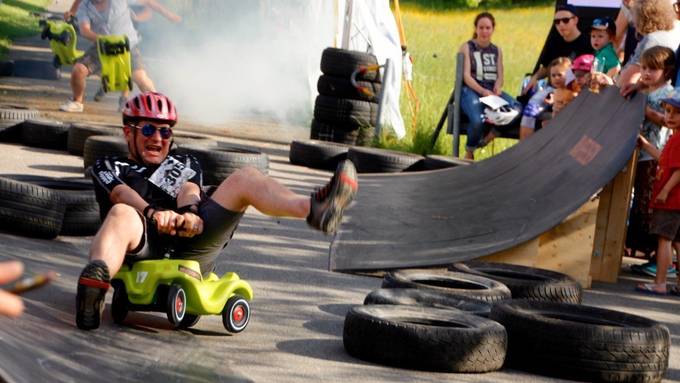 Hoch zu Pferd, Velo oder Bobbycar