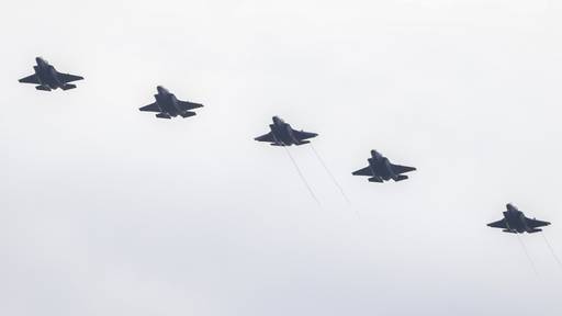 USA greifen drei angebliche Drogenboote an – Elf Tote