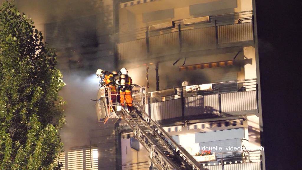 Mehrere Verletzte nach Hochhausbrand in Zofingen