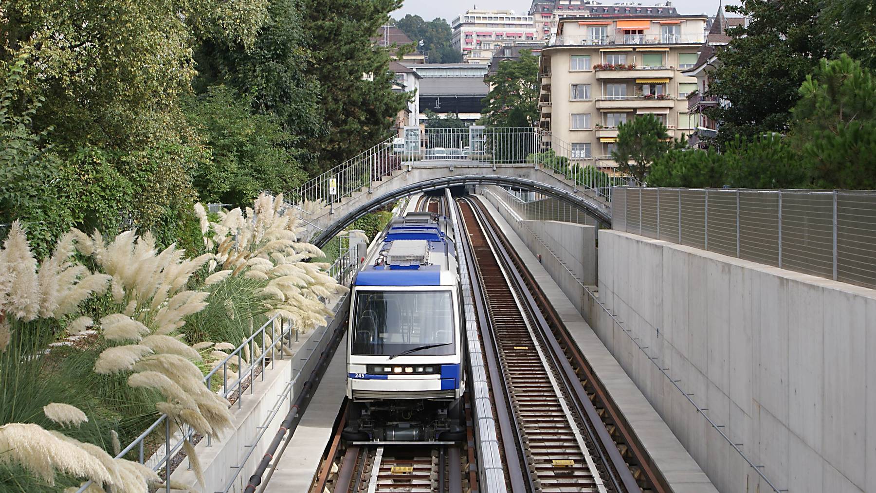 Stadt Luzern soll Idee einer Metro prüfen