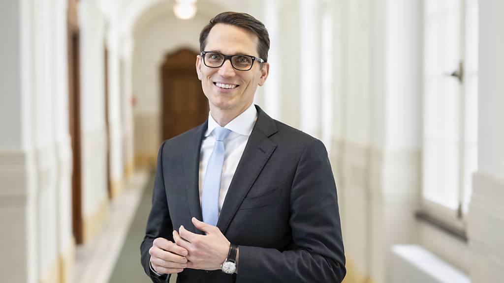 Die Banken haben laut SNB-Vizepräsident Martin Schlegel von der Rückkehr zu positiven Zinsen bis jetzt eher profitiert. (Archivbild)