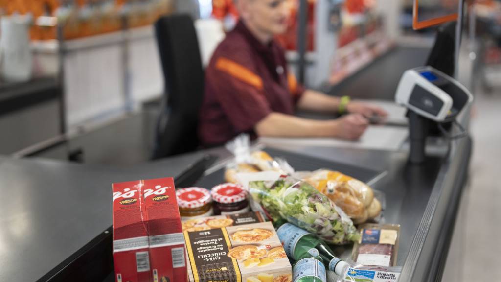 Die Inflation in der Schweiz ist weiter zurückgekommen und liegt im November wieder bei 0,0 Prozent. (Symbolbild)