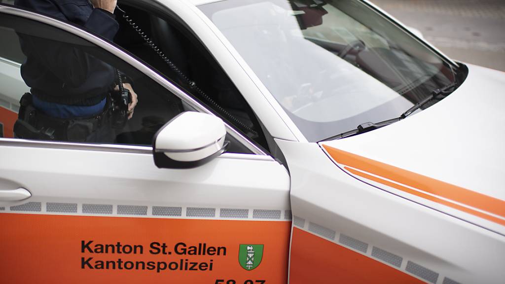 Nach einer Auseinandersetzung mit einem Schwerverletzten sucht die Kantonspolizei den Täter. (Symbolbild)