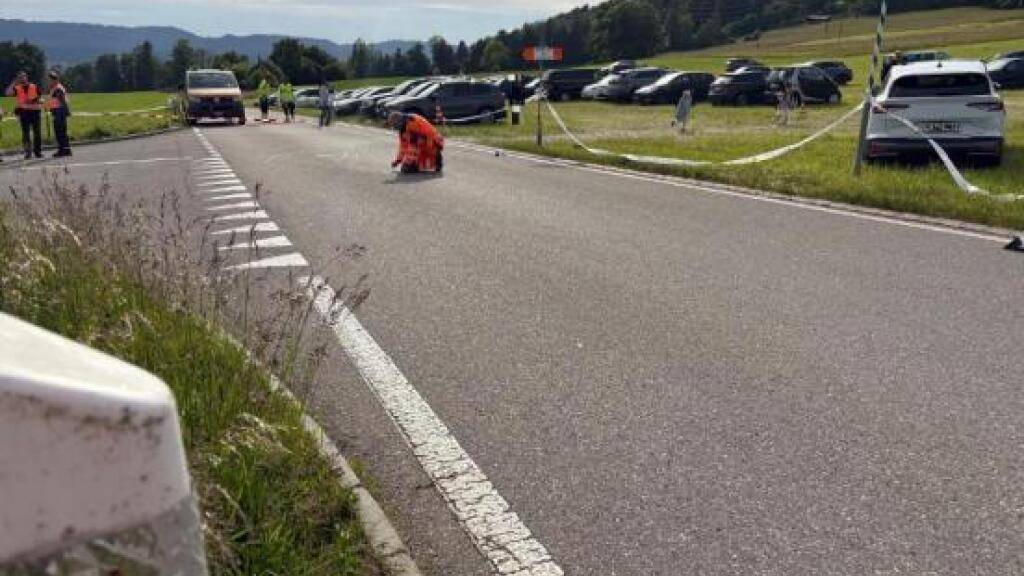 Bei dem Zusammenstoss zweiter Velos in Meilen verletzte sich eine 61-Jährige schwer.