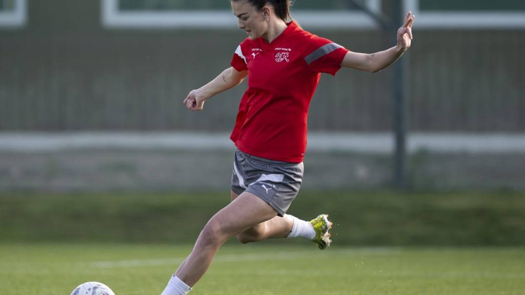 Riola Xhemaili empfiehlt sich bei PSV Eindhoven für ein Aufgebot für das Schweizer Nationalteam