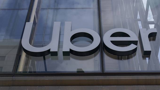 Uber-Schweiz-Chef Aribot will duales Anstellungsmodell einführen