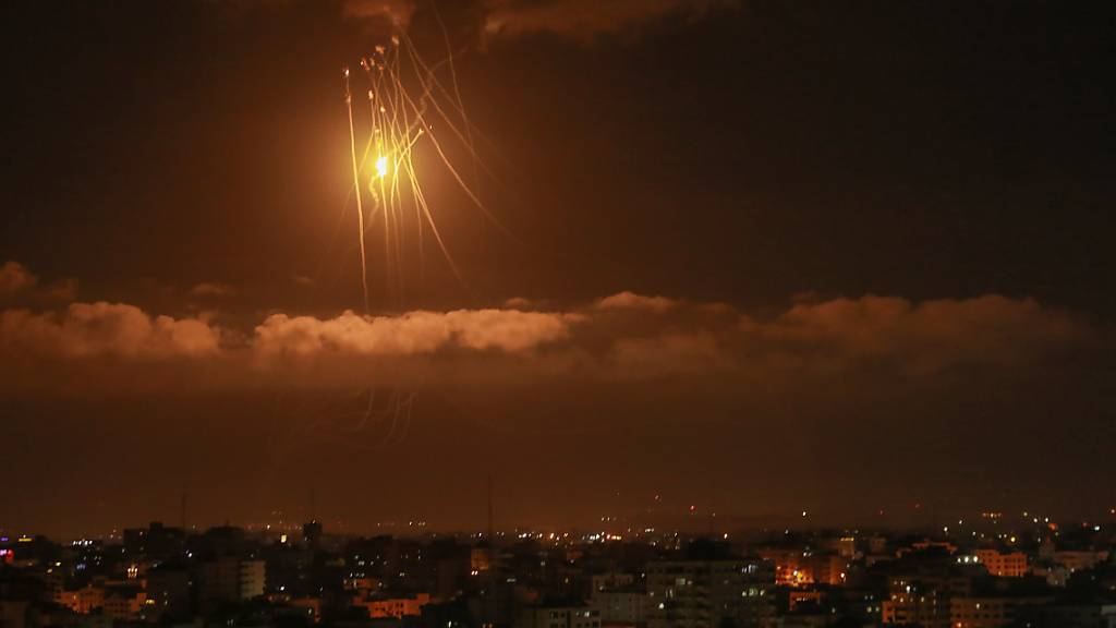 Palästinenser feuern Raketen auf Israel ab – Gegenangriff in Gaza