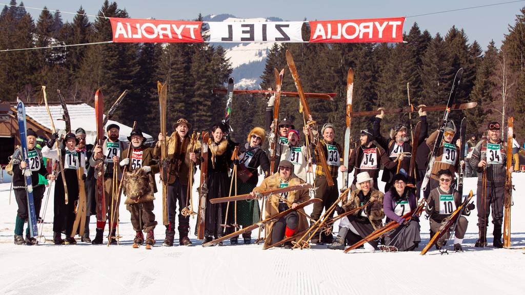 Nostalgie Skirennen Sattel Hochstuckli