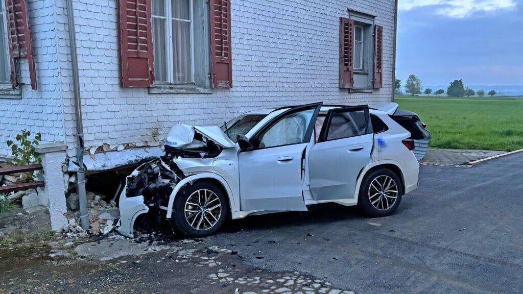 Am Haus und am Auto entstand Schaden in fünfstelliger Höhe.