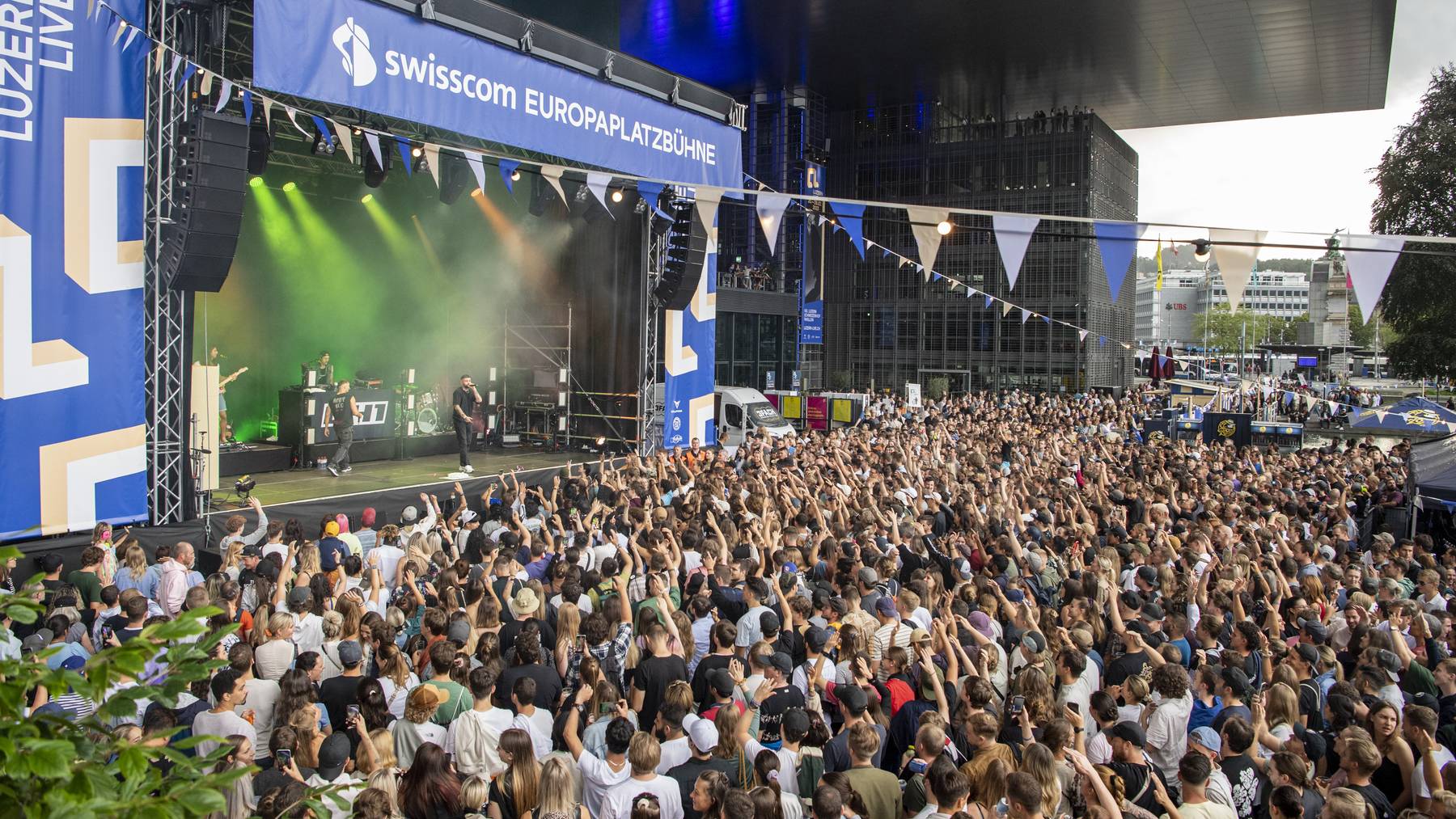 Veranstaltungen wie das Festival Luzern Live in der Stadt Luzern bezahlen eine Billettsteuer, deren Zukunft die Stadt anpassen will. (Archivbild)