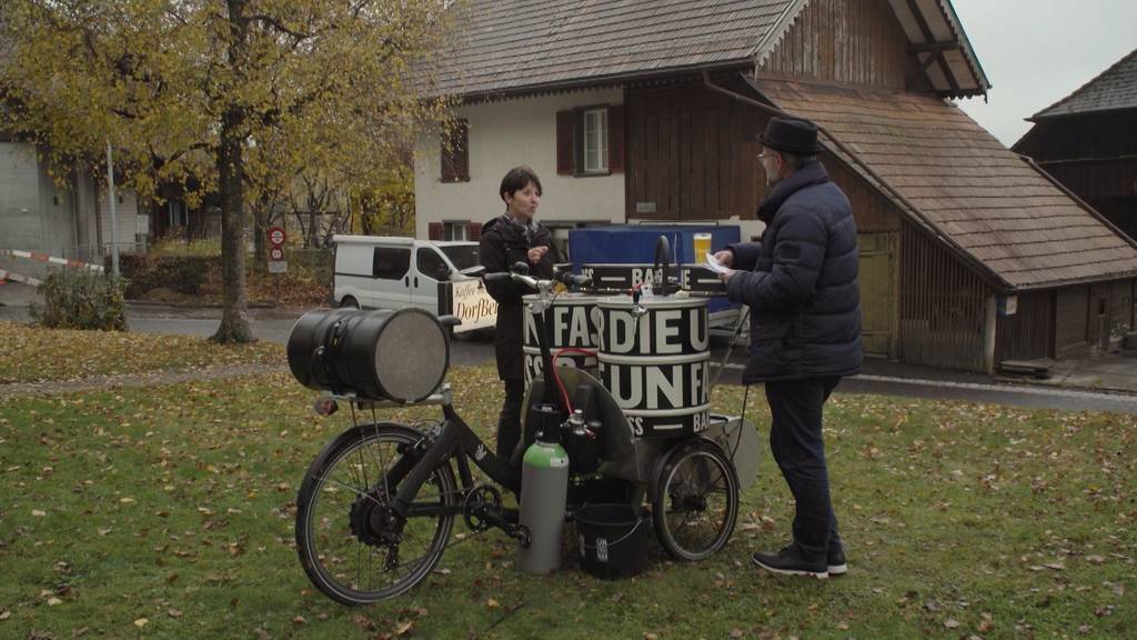 Bestatterin und Pfarrer: Ein Bargespräch