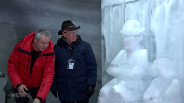 Charlie Chaplin Denkmal auf dem Jungfraujoch