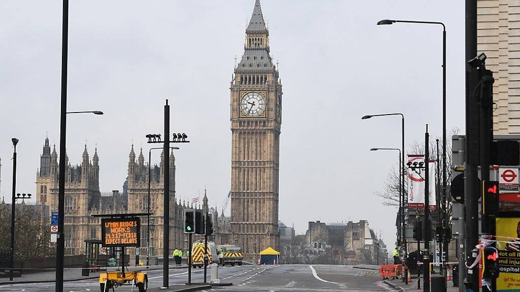 Schauplatz der Brexit-Debatten: die Houses of Parliament mit Uhrturm Big Ben in London.