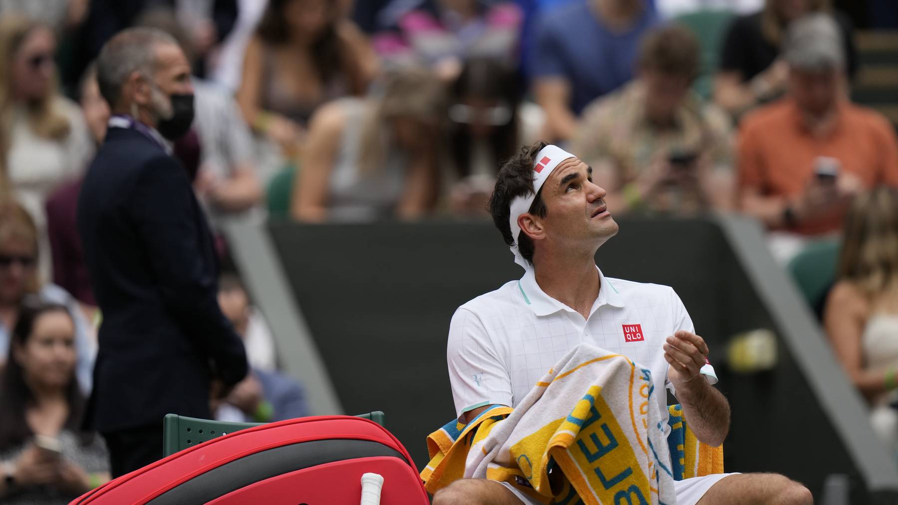 Roger Federer hatte gegen Cameron Norrie wenig Mühe und zog in Wimbledon in die Achtelfinals ein. 