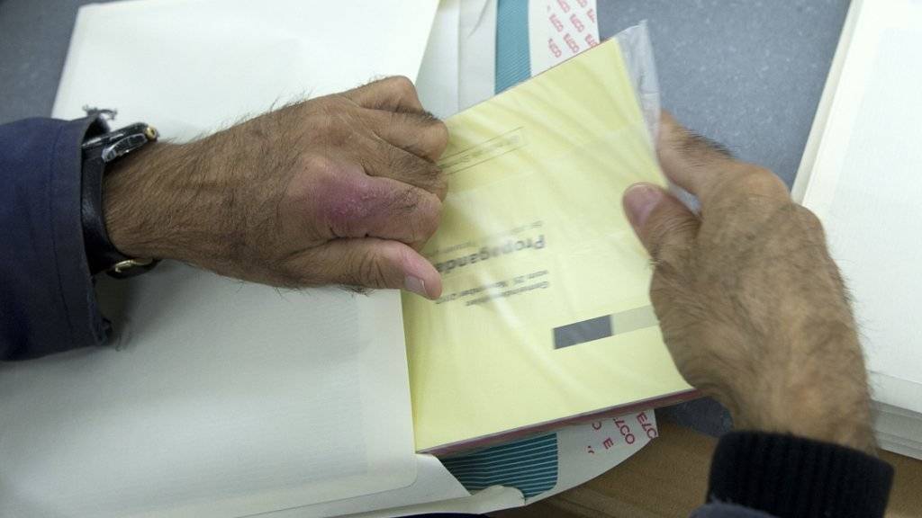 In mehreren Kantonen sind Fehler in den Wahlunterlagen entdeckt worden, nämlich in Graubünden, Wallis, Jura und Luzern.