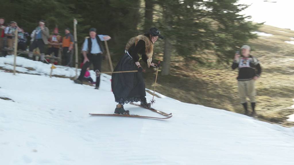 Nostalgie-Skirennen Sattel-Hochstuckli