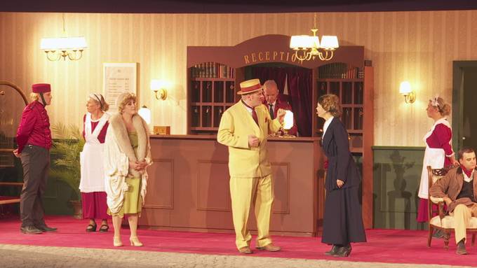 «Kurhotel Kamor»: Grosse Theater-Premiere auf der Freilichtbühne Rüti