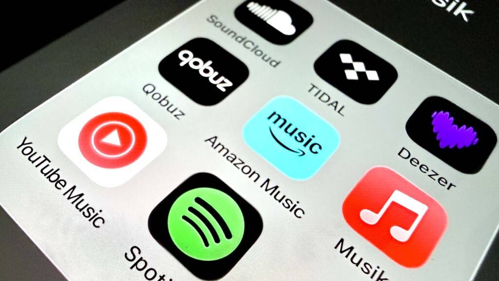 Musikerinnen und Musiker schuften für Klicks, doch das Konto bleibt leer. (Archivbild)