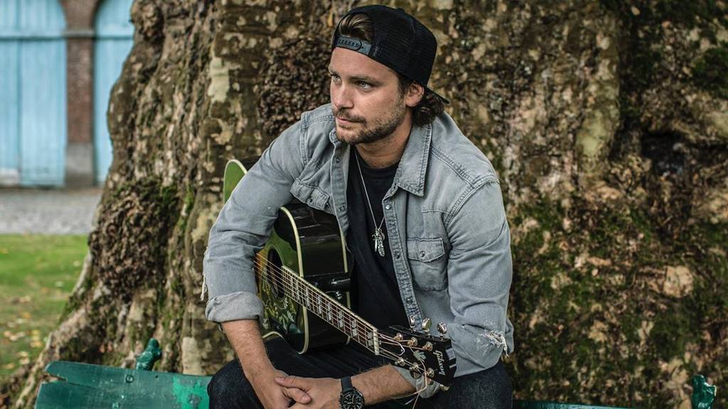 Bastian Baker parodiert Bradley Coopers «Shallow»