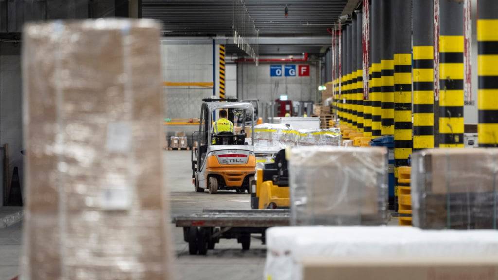 Die US-Zölle belasten den Schweizer Exportsektor laut der KOF zunehmend. (Symbolbild)