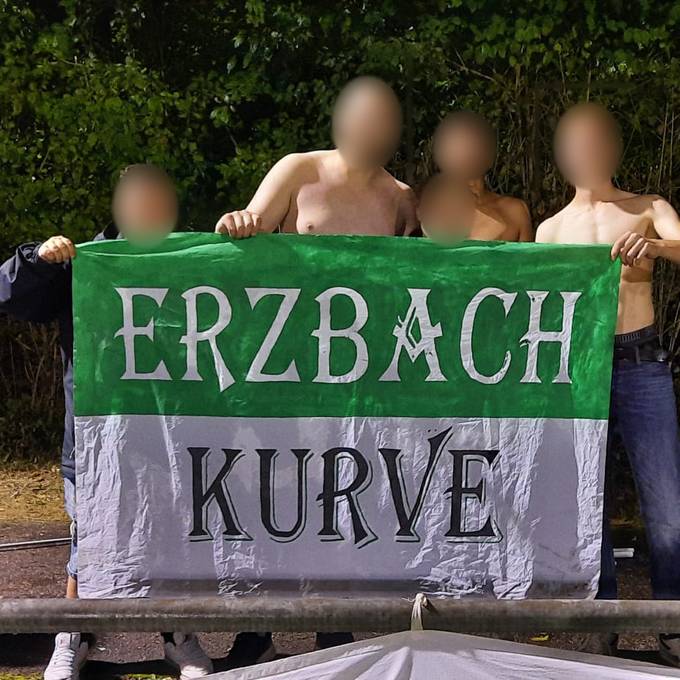 Der FC Erlinsbach und seine «Erzbachkurve» 