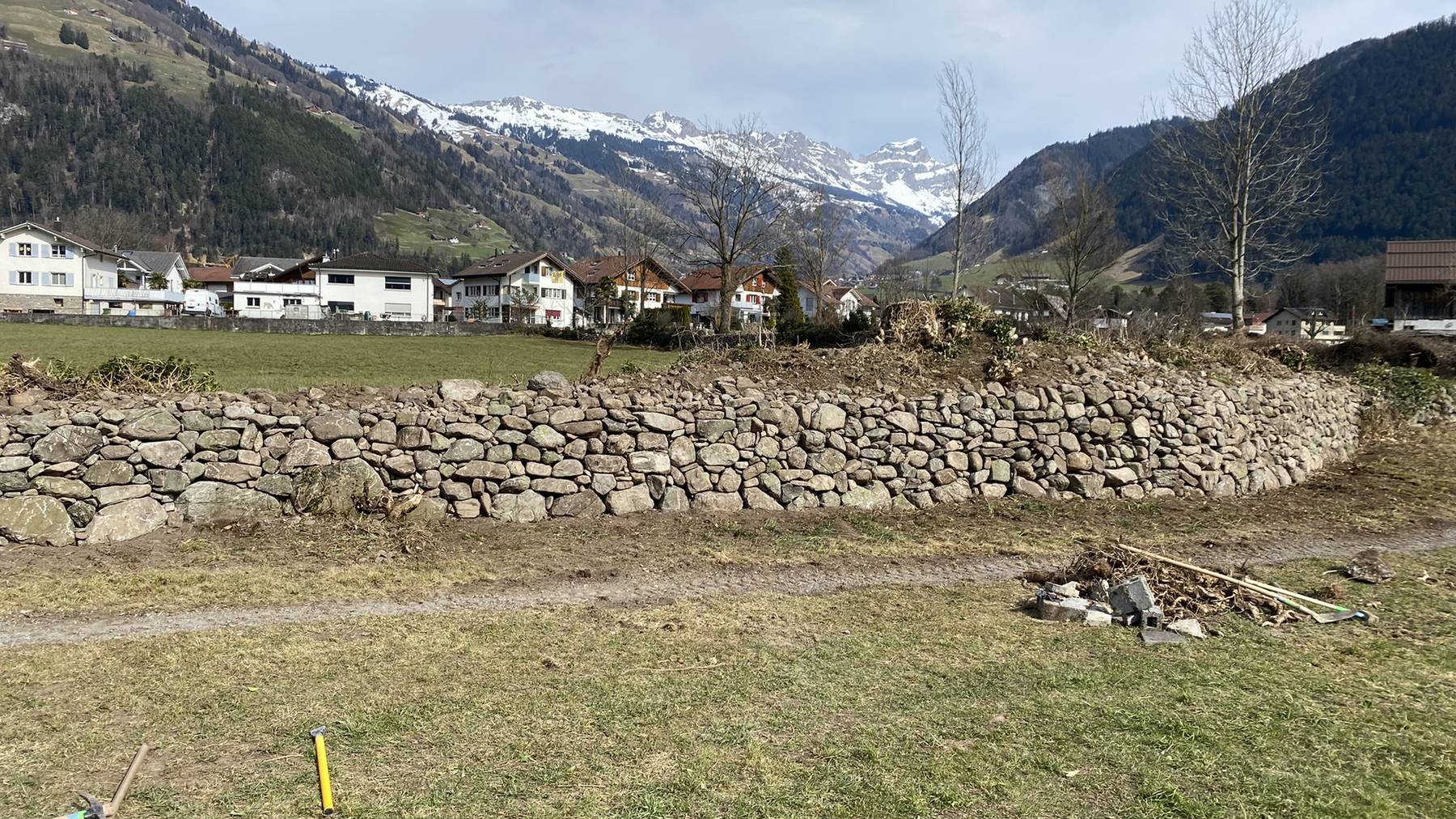 Sanierung Trockensteinmauer