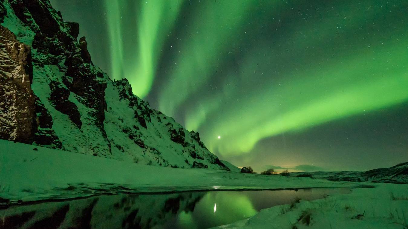 photo-1489864983806-4d0d07e2d37d