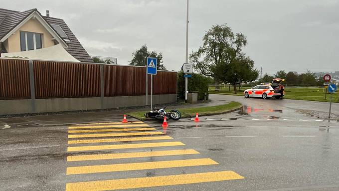16-Jähriger verletzt sich bei Selbstunfall mit Töff in Boningen erheblich