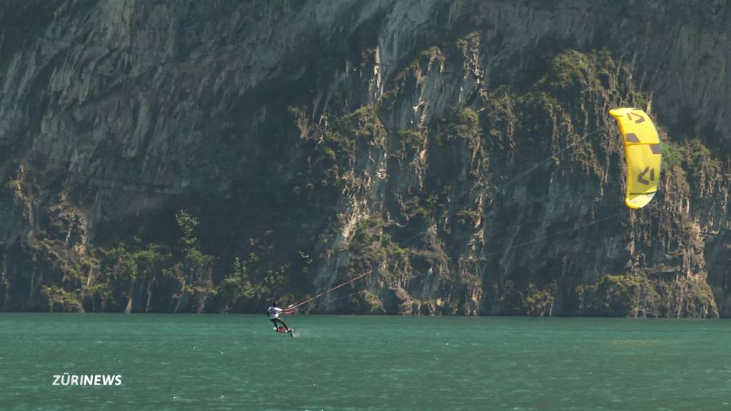 Kitesurf Schweizermeisterschaft auf dem Urnersee