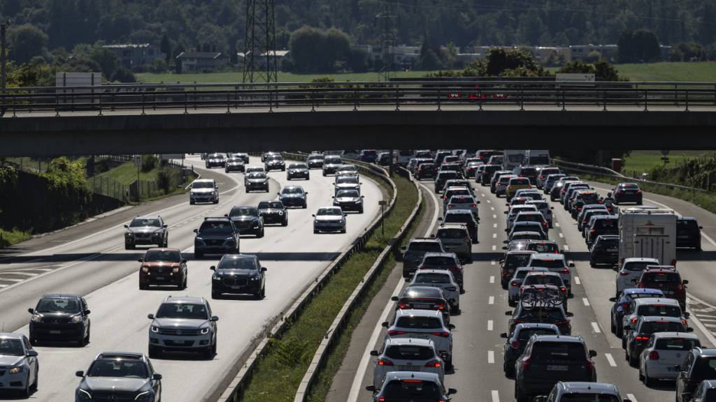 Überlastung der Schweizer Autobahnen markant angestiegen