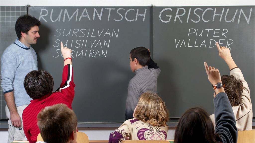 Schweiz soll Minderheitensprachen besser fördern