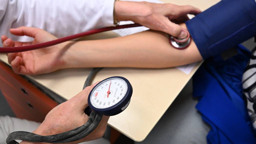 Krankenversicherungskosten pro Kopf auf 4834 Franken angestiegen