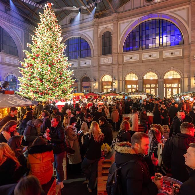 Glühweinduft und Lichterglanz: die Region Zürich im Advent