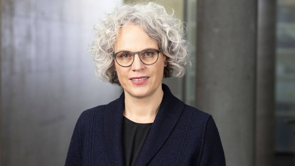 Annemarie Berlinger_ernst_500dpi