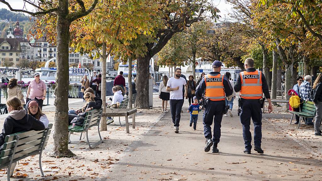 Luzerner Polizei verstärkt Prävention bei Jugendlichen und Senioren