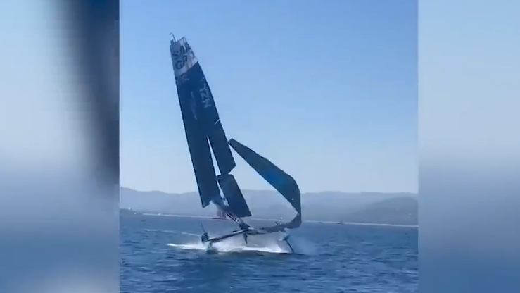 SailGP in St. Tropez: 29 Meter-Segel stürzt auf Crew