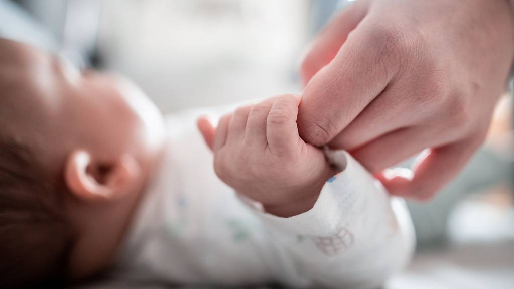 Eine US-Organisation hat zwei Babys, die von einer Leihmutter aus der Ostukraine ausgetragen und nach Kriegsbeginn in Russland geboren wurden, aus einem russischen Waisenhaus «gerettet». (Symbolbild)
