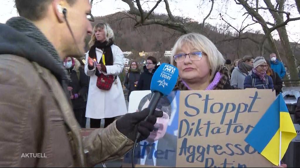 Stiller Protest: In Baden setzen viele Menschen ein Zeichen gegen den Krieg