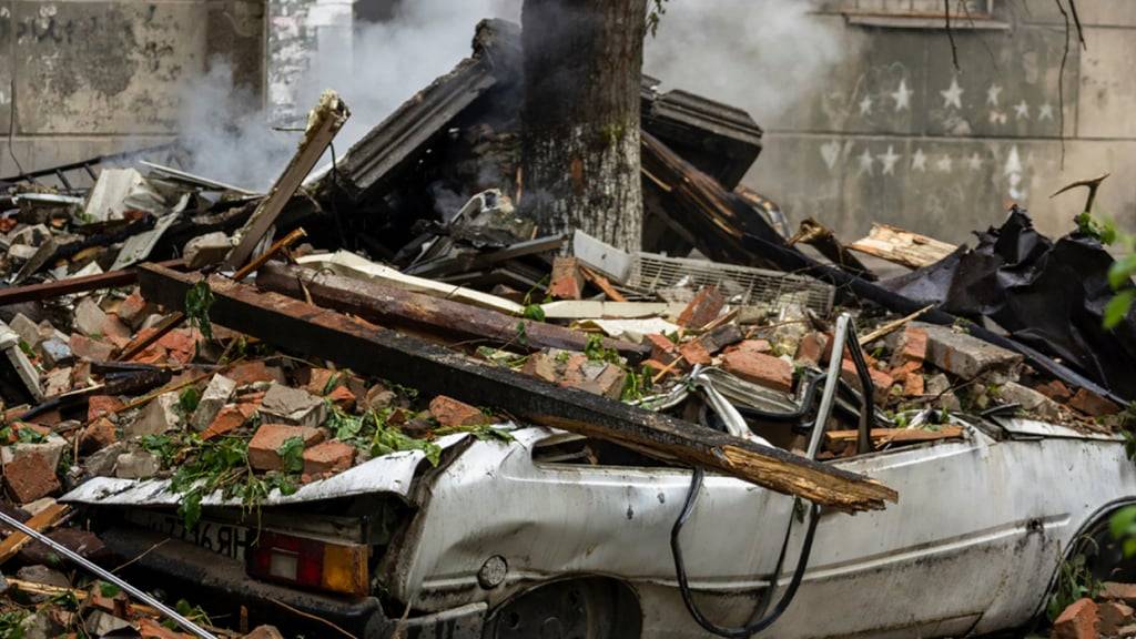 HANDOUT - Bei einem russischen Raketenangriff auf Dnipro gab es zahlreiche Tote und Verletzte (Archivbild). Foto: Uncredited/Dnipropetrovsk Regional Military Administration/AP/dpa