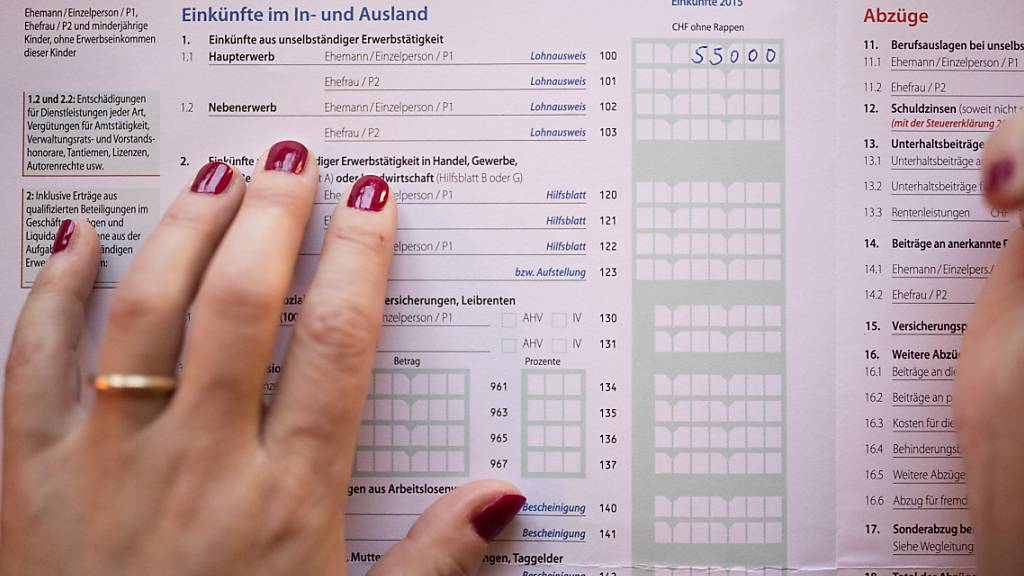 Keine Steuersenkung für tiefe und mittlere Einkommen im Kanton Schaffhausen: Der Schaffhauser Kantonsrat hat einen entsprechenden Vorstoss abgelehnt. (Symbolbild)