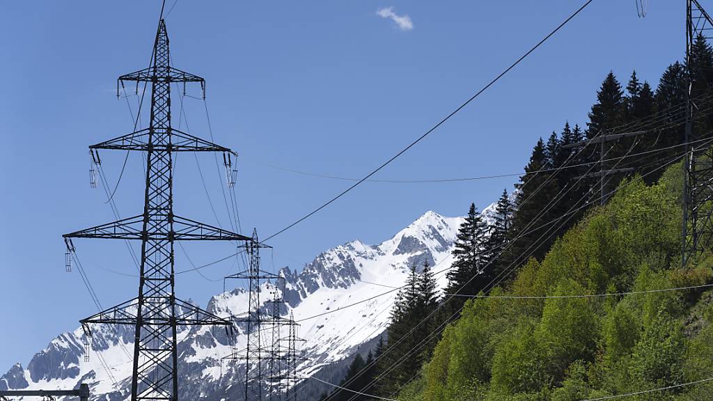 Der Bundesrat will die Stromversorgung mit erneuerbaren Energien sicherstellen. Er hat ein entsprechendes Reformpaket ans Parlament verabschiedet. (Themenbild)