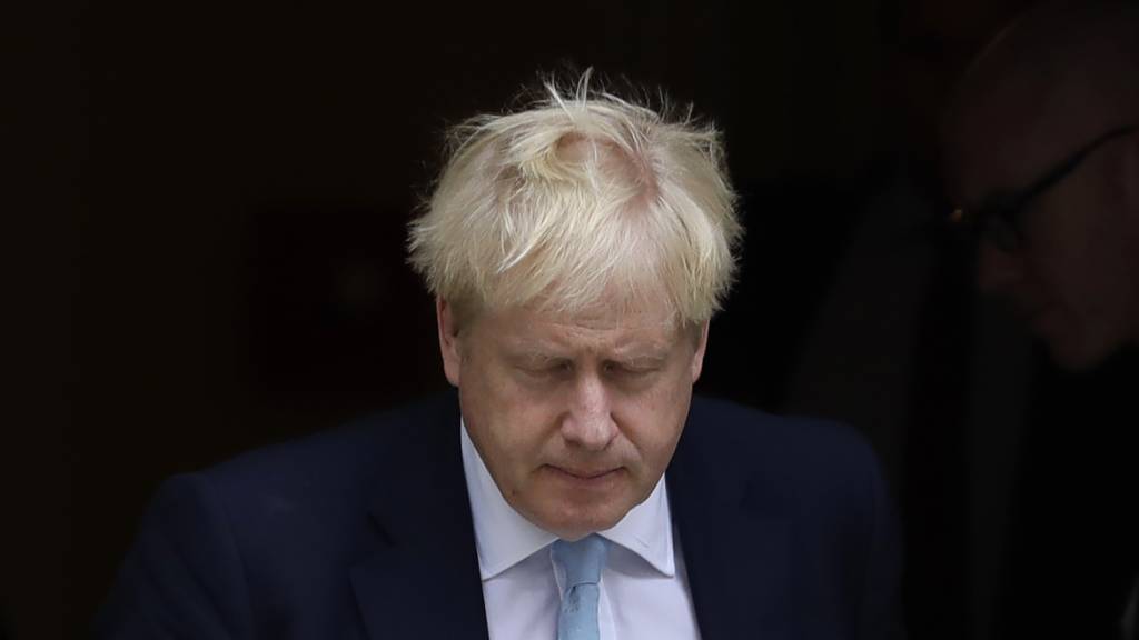Der britische Premierminister Boris Johnson hat offenbar zugesagt, eine Brexit-Verlängerung bei der EU zu beantragen, sollten beide Seiten bis zum 19. Oktober kein Scheidungsabkommen erreichen.
