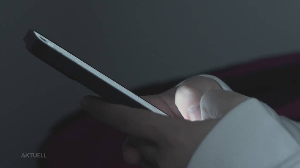 Sexuelle Belästigung: Mann schreibt im Internet minderjährige Mädchen an