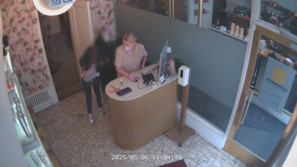 Trickbetrug: Diebin überlistet Angestellte im Aarauer Kosmetikstudio