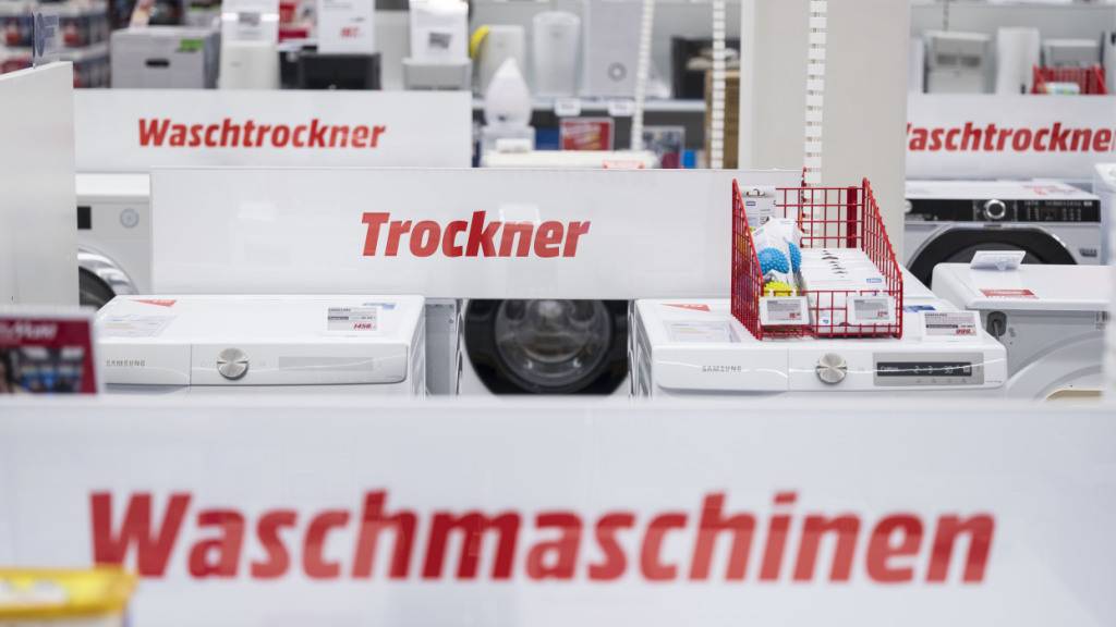 Anfragen zur Finanzierung von Konsumgütern werden von den Finanzinstituten vermehrt abgelehnt. (Archivbild)